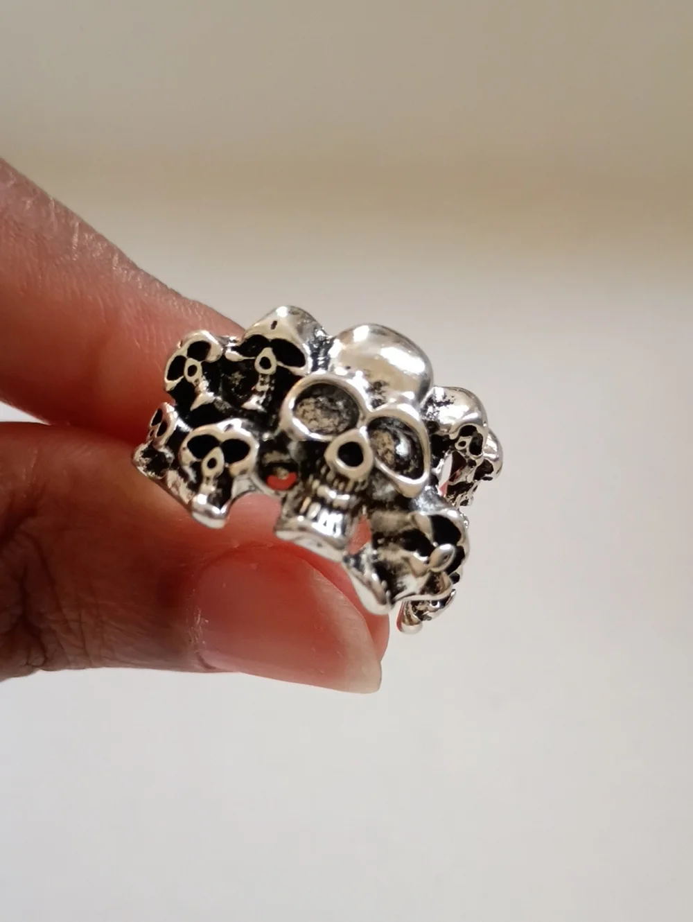 Silver Tone Skull Ring Biker Gothic Statement Band Men’s Size 9